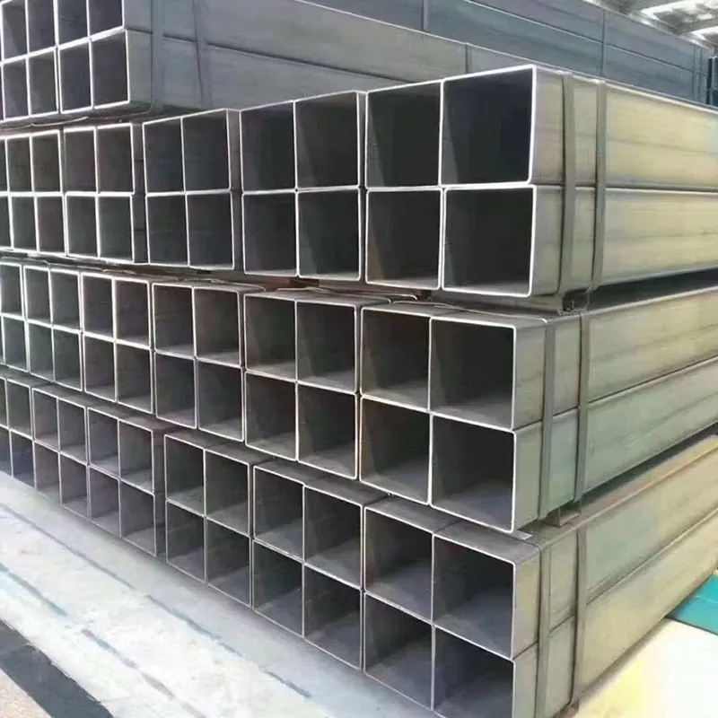 Rovná štrbinová čierna obdĺžniková trubica